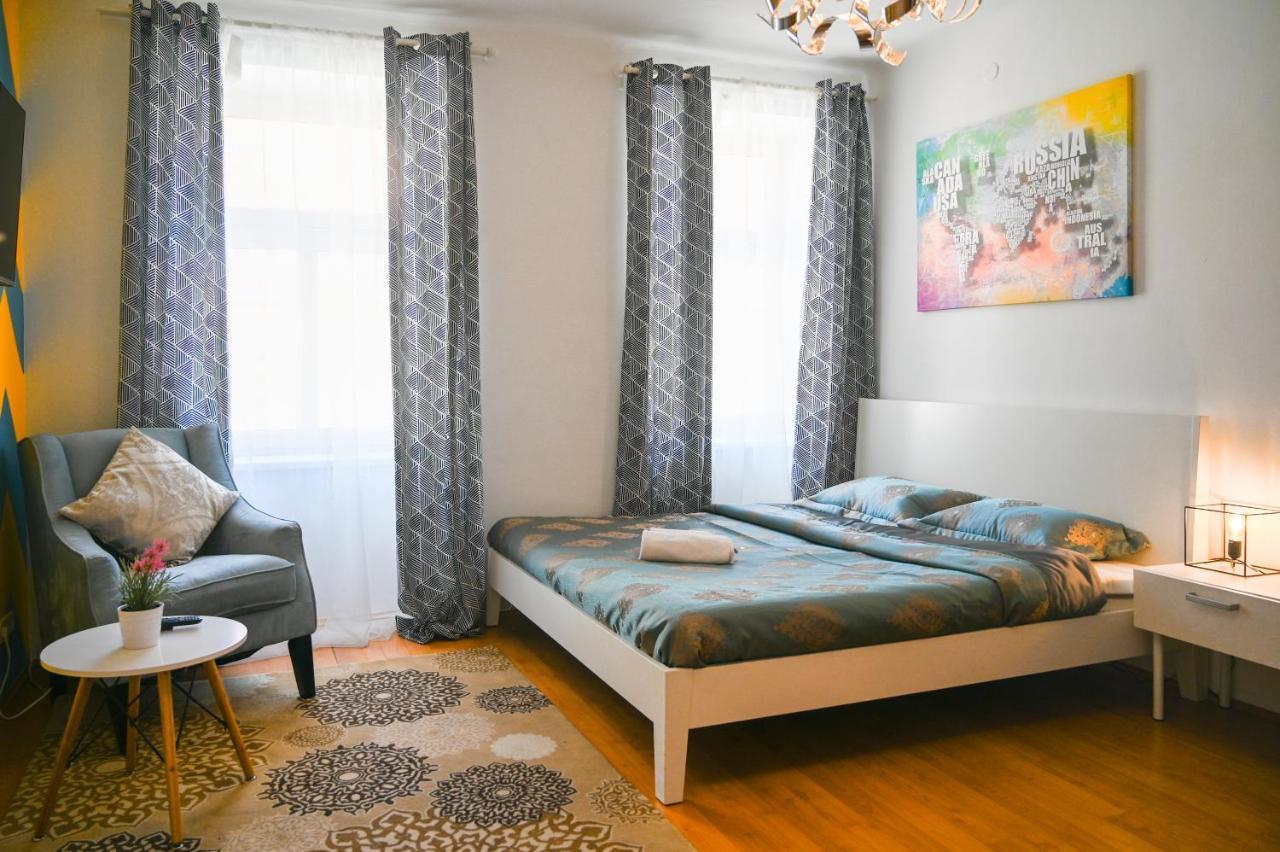 Backpacker Apartment Bahnhof Bécs Kültér fotó