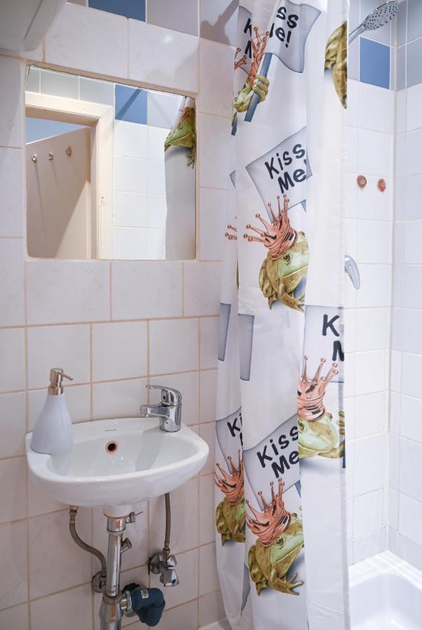 Backpacker Apartment Bahnhof Bécs Kültér fotó